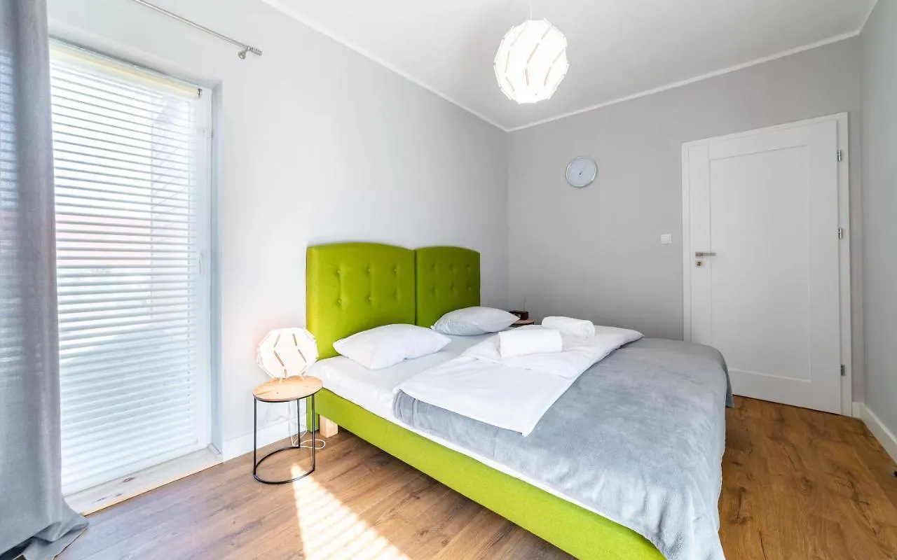Apartamenty Everysky - Emilii Plater 18-18A Karpacz 0*,  Polónia